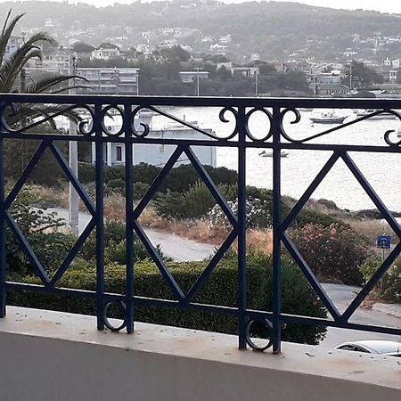The Swan And The Gull, Porto Rafti Yacht Harbor Apartment מראה חיצוני תמונה