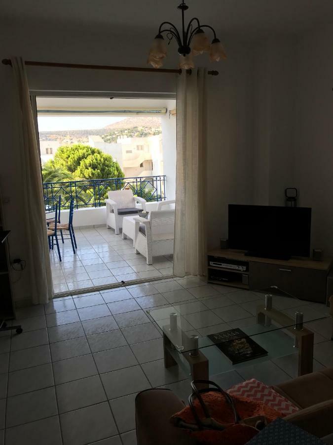 The Swan And The Gull, Porto Rafti Yacht Harbor Apartment מראה חיצוני תמונה